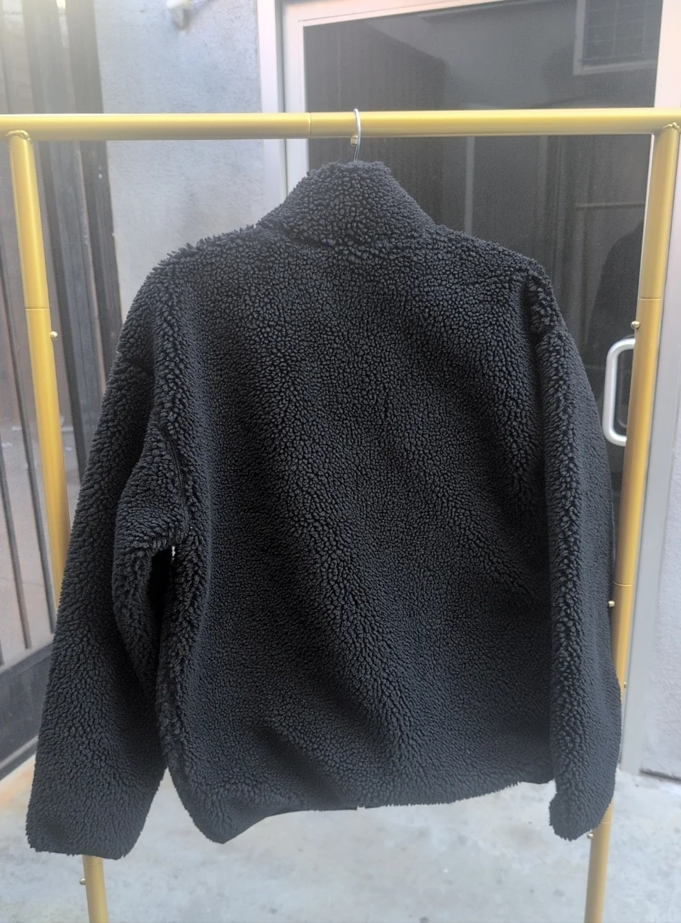 Converse plush black